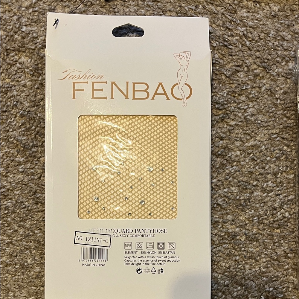 Fenbao Mesh Jacquard Rhinestone Pantyhose